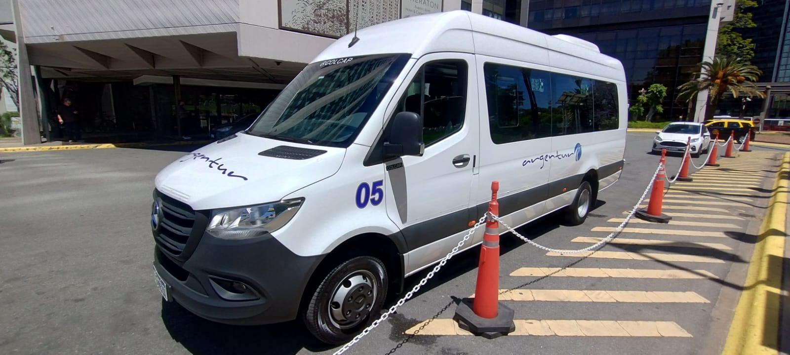 8fe4b0e5-705e-45f8-af82-543b729113d9